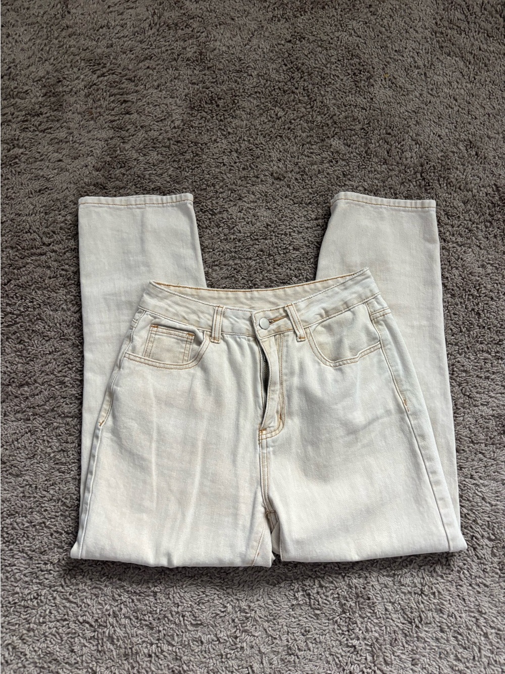 Light Beige Straight-Leg Jeans